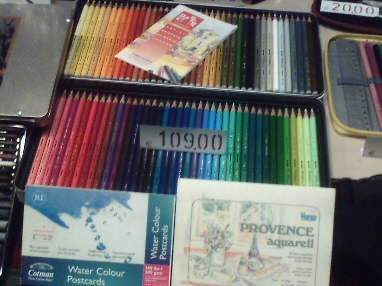 109 euro per una confezione di matite colorate: a Padova