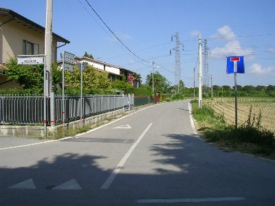 Questa strada sembra chiusa ma non lo è !